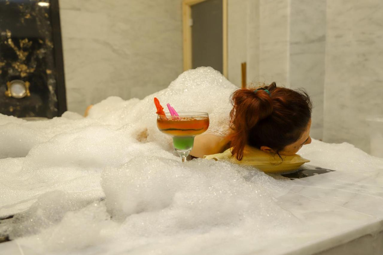 Lion Hotel ดีดิม ภายนอก รูปภาพ